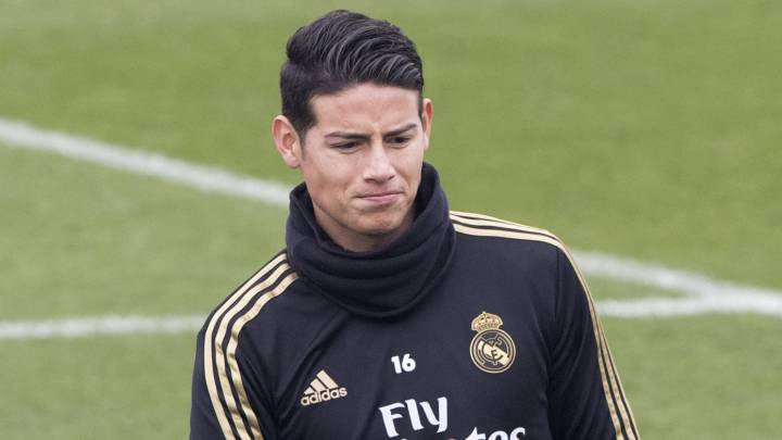 James Rodríguez en un entrenamiento de Real Madrid durante la Supercopa de España
