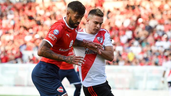 Rafael Santos Borré llegó a 10 goles en la Superliga con River Plate