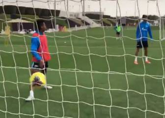 Barrios presente en práctica del Zenit y le sacan un gol