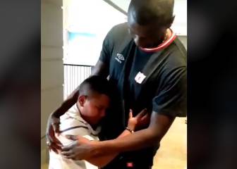 Enternecedor encuentro entre Adrián y un pequeño hincha