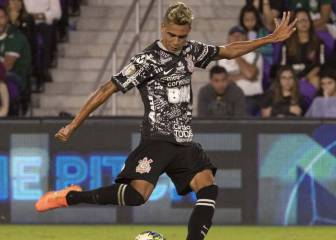 Cantillo deja buena impresión en su debut con Corinthians