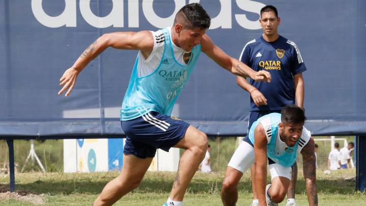 Jorman Campuzano en un entrenamiento con Boca Juniors