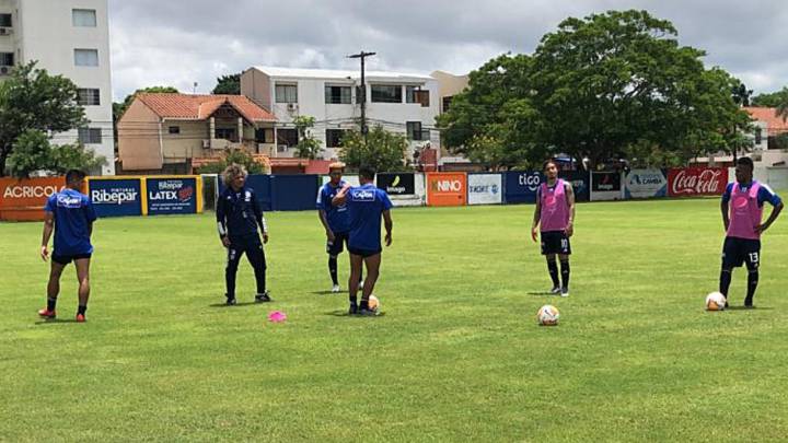 Millonarios entrena en la sede de Oriente Petrolero