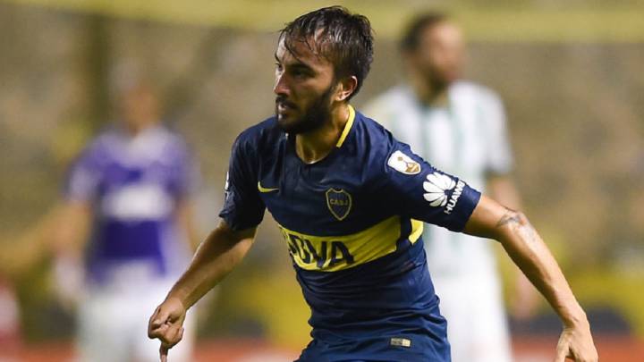 Sebastián Pérez jugando con Boca Juniors en Copa Libertadores
