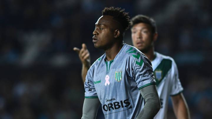 Iván Arboleda, figura de Banfield en la fecha 20 de la Liga Argentina