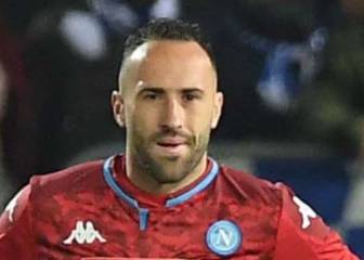 Ospina y Napoli vencen al Brescia como visitantes