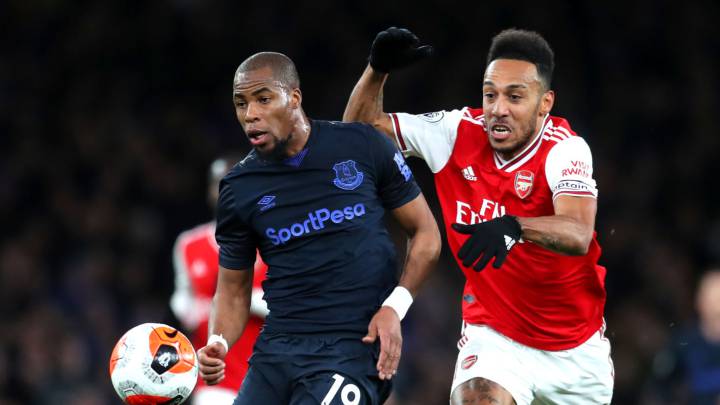 Arsenal se enfrenta a Everton en la fecha 27 de la Premier League.