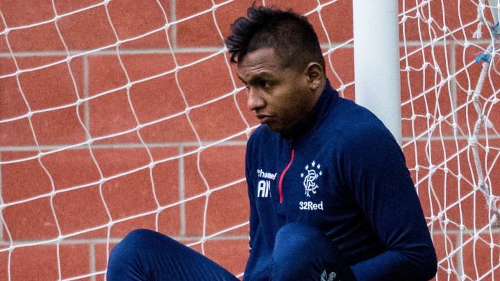 Charlie Nicholas recomienda al Rangers a vender a Alfredo Morelos