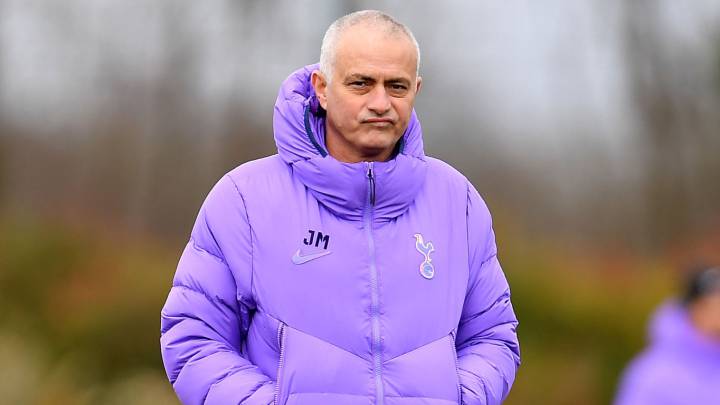José Mourinho asegura que Davinson no puede jugar de lateral