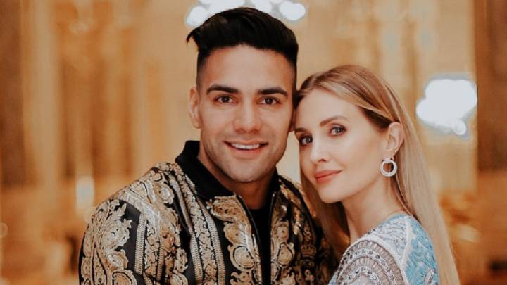Lorelei Tarón lanzó una nueva canción llamada 'Sin ti', que estaría dedicada a Falcao. Este es el sencillo de la argentina en los últimos meses