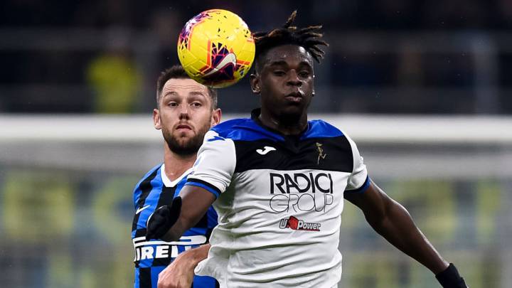 Inter buscaría a Duván Zapata y Olivier Giroud