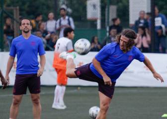 La práctica de Saviola, Rivaldo y Puyol para jugar en Colombia