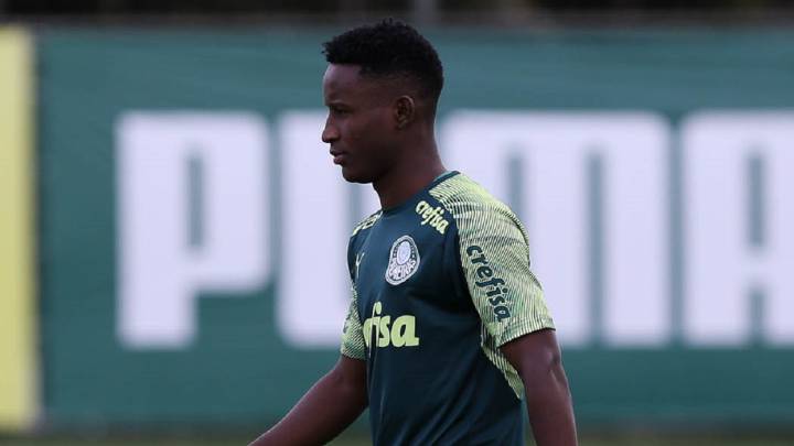 Iván Angulo, extremo colombiano en Palmeiras
