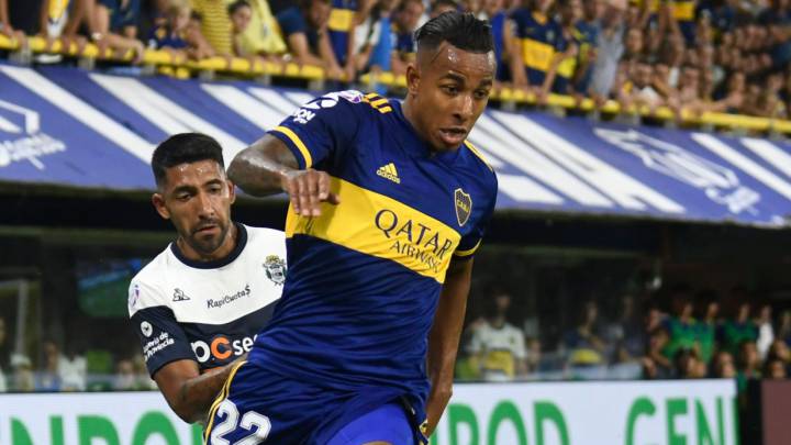 Sebastián Villa, en el partido de Boca Juniors que le dio el título de la Superliga Argentina 2020