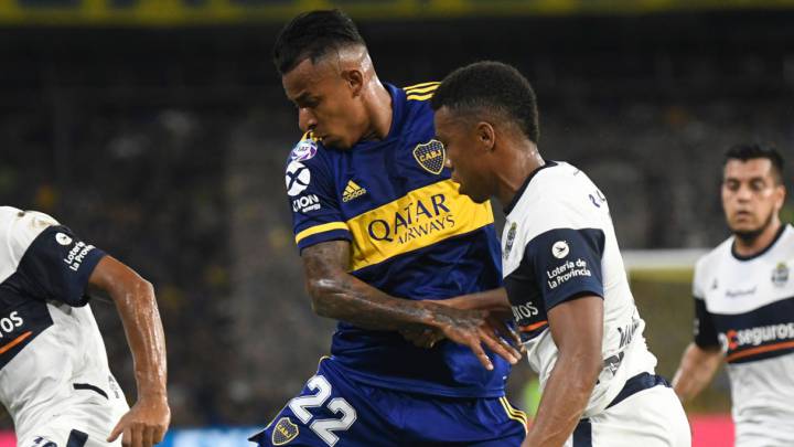 Sebastián Villa y Harrison Mancilla en un Boca Juniors - Gimnasia