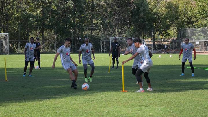 América de Cali cancela entrenamientos de los equipos masculino y femeninoi por prevención del coronavirus.