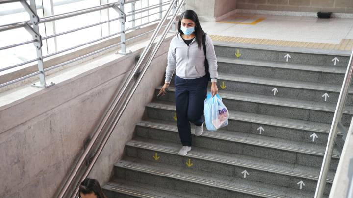 Les contamos los casos confirmados de coronavirus en Colombia hasta la fecha en todo el país. Bogotá sigue siendo la ciudad más afectada por la pandemia.