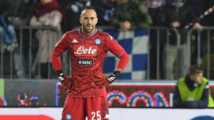 Ex arquero del Napoli critica a Gattuso por preferir a Ospina