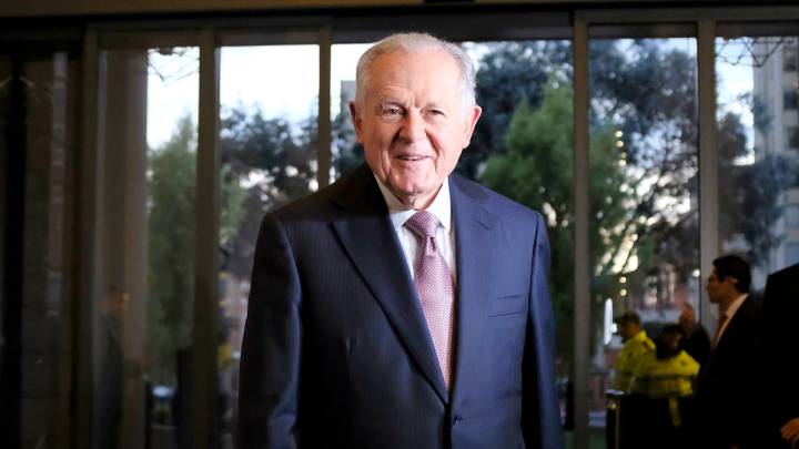 Luis Carlos Sarmiento dona $80.000 millones para crisis Luis Carlos Sarmiento dona $80.000 millones para crisis