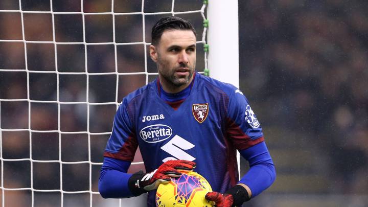 Salvatore Sirigu sería la nueva competencia de David Ospina en Napoli.