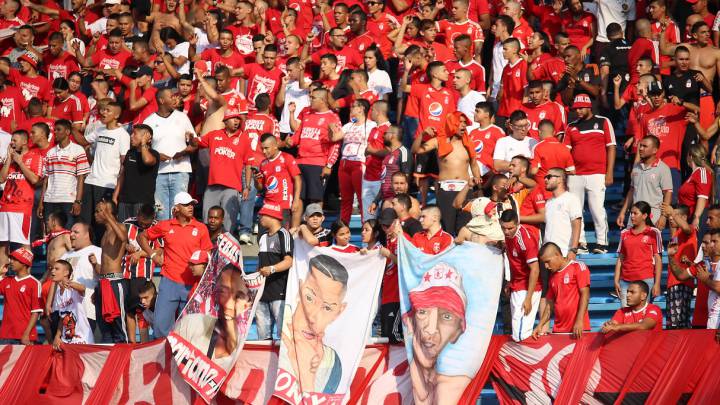 América, pendiente de sus hinchas varados en Chile y Perú por el Covid-19