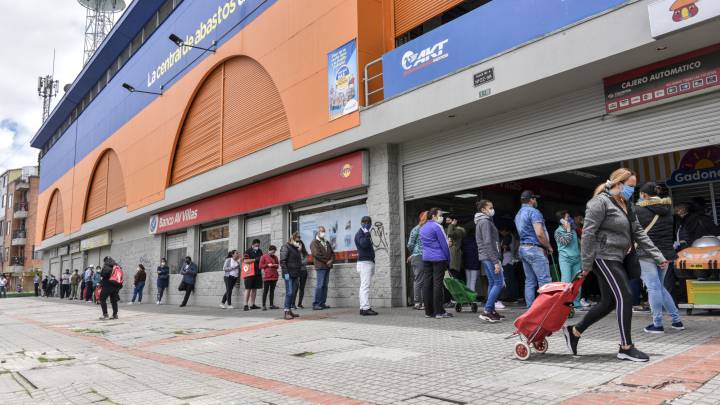 Cuarentena en Colombia: La devolución del IVA ya comenzó en el país. Por medio de DaviPlata miles de familias ya recibieron el incentivo del DNP