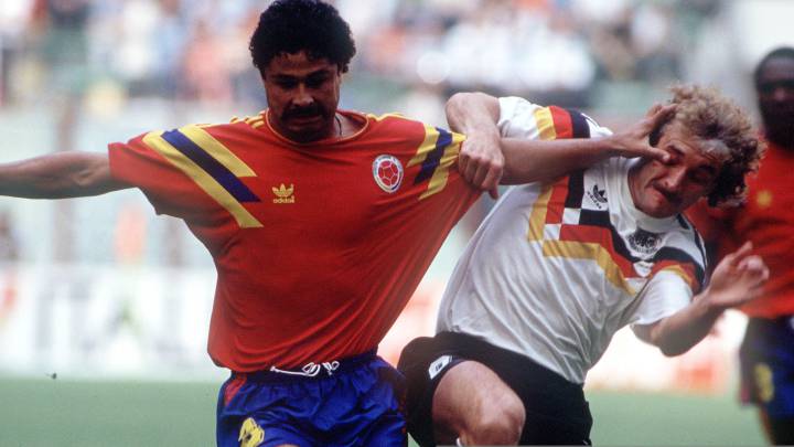 Gildardo Gómez subastará una camiseta del Mundial de 1990 para ayudar a los más necesitados por el coronavirus en Colombia