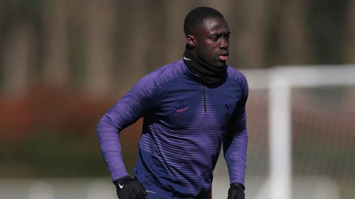 Davinson Sánchez vuelve a entrenamientos en la sede deportiva del Tottenham