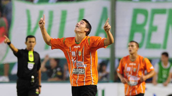 Se cumplen 10 años del último partido de James Rodríguez con Banfield.