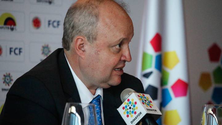 Jorge Enrique Vélez en conferencia de prensa en Dimayor