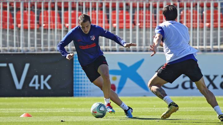 Santiago Arias durante un entrenamiento con Atlético de Madrid.