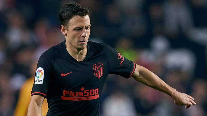 Santiago Arias interesaría a la Roma de Paulo Fonseca