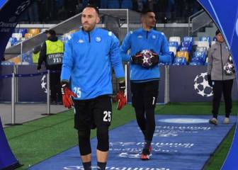 Ospina o Meret, dilema interno que tiene el Napoli
