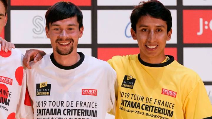Primoz Roglic y Egan Bernal en un evento en Japón