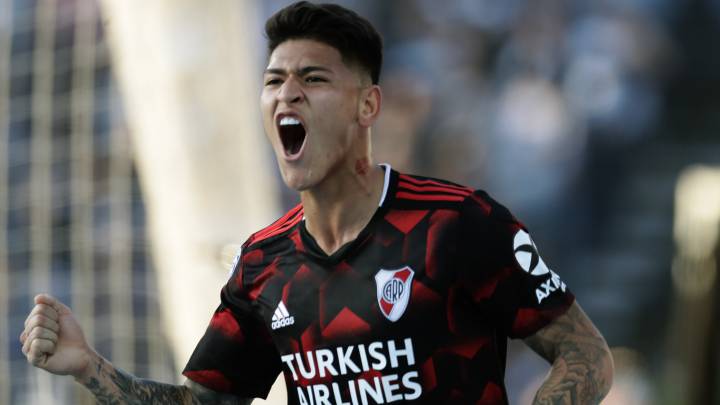 Jorge Carrascal, jugador que genera interés real en Fiorentina