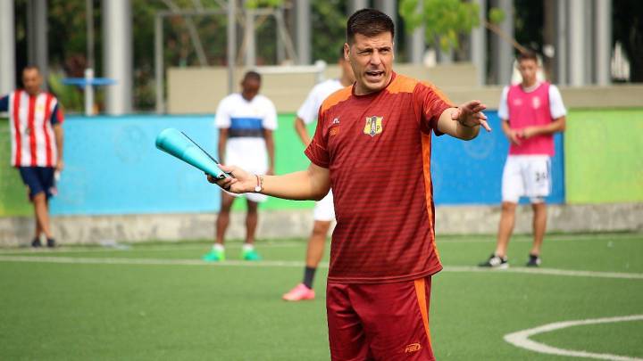 Juan Cruz Real, director técnico en carpeta de América
