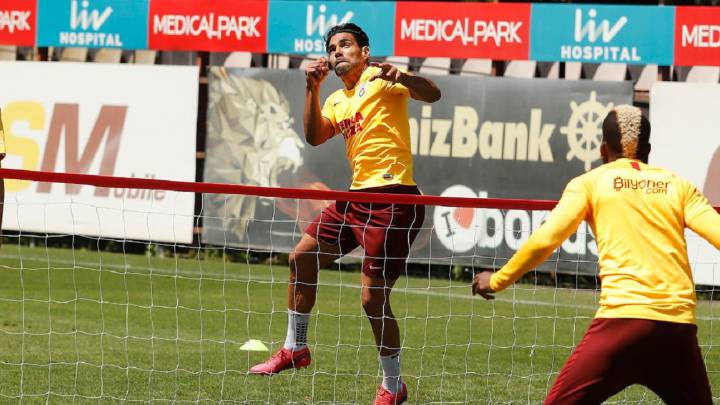Falcao entrenó este domingo después de que toda la plantilla diera negativo para COVID-19