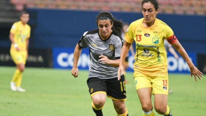 Gavy Santos, capitana del Huila, cuestiona el futuro del equipo