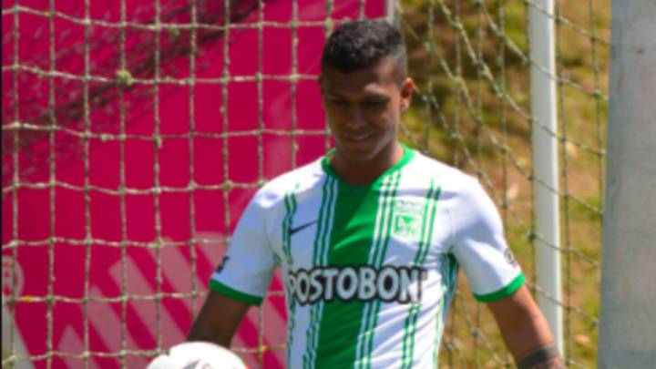Estefano Arango habla del regreso al fútbol