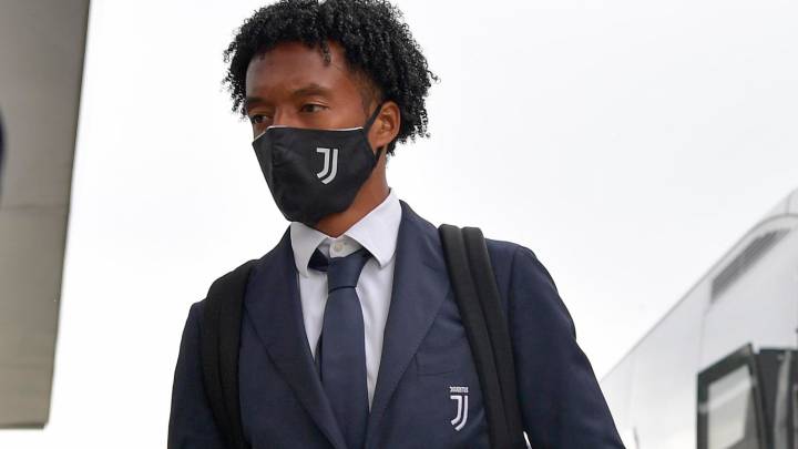Juan Cuadrado sale de Turín rumbo a Roma