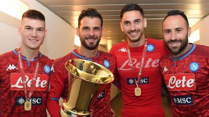 David Ospina y Alex Meret en Napoli