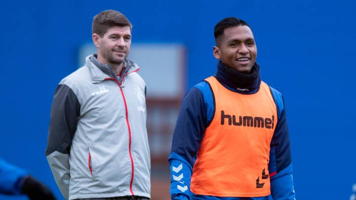 Gerrard elogia a Morelos y ve difícil que Rangers lo retenga