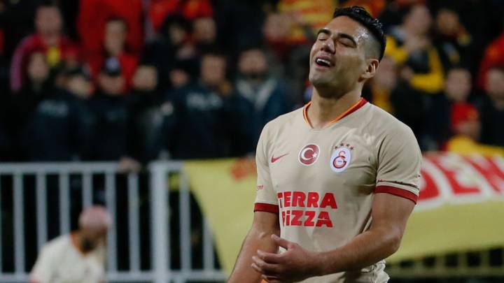 Galatasaray podría recibir oferta formal del Al Wahda por Falcao