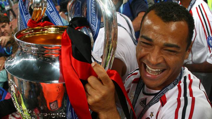 Cafú, campeón de Champions League con el Milan