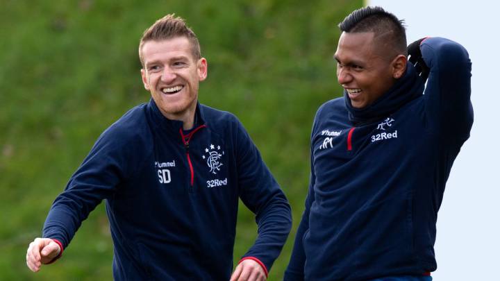 Steven Davis y Alfredo Morelos, jugadores de Rangers