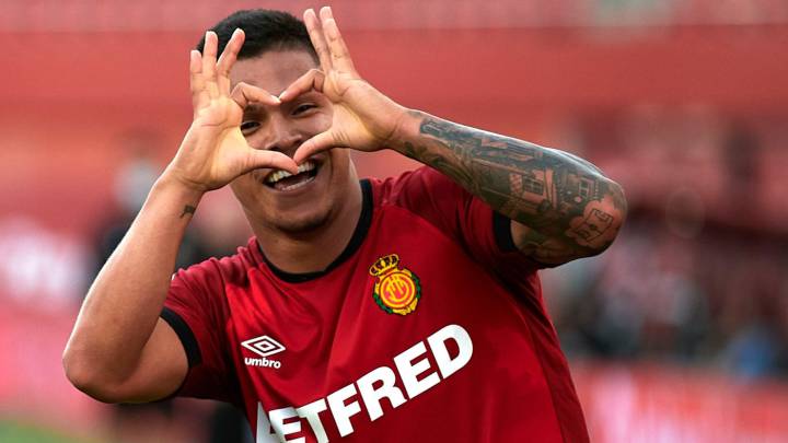 Cucho Hernández se despide del Mallorca con sentido mensaje