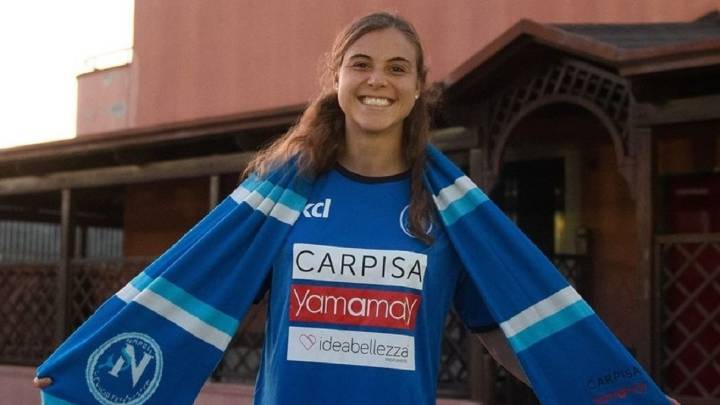 Catalina Pérez, nueva arquera del Napoli femenino.
