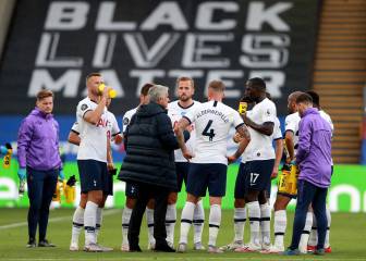 Tottenham, con Davinson unos minutos, clasifica a Europa