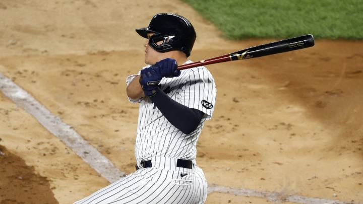 Giovanny Urshela conectó un home run ante los Phillies de Philadelphia