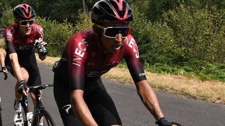 Pavel Sivakov, ciclista del Ineos y gregario de Egan Bernal, afirmó que el colombiano le dijo que no se sentía bien y tuvo que ayudarlo en los últimos km